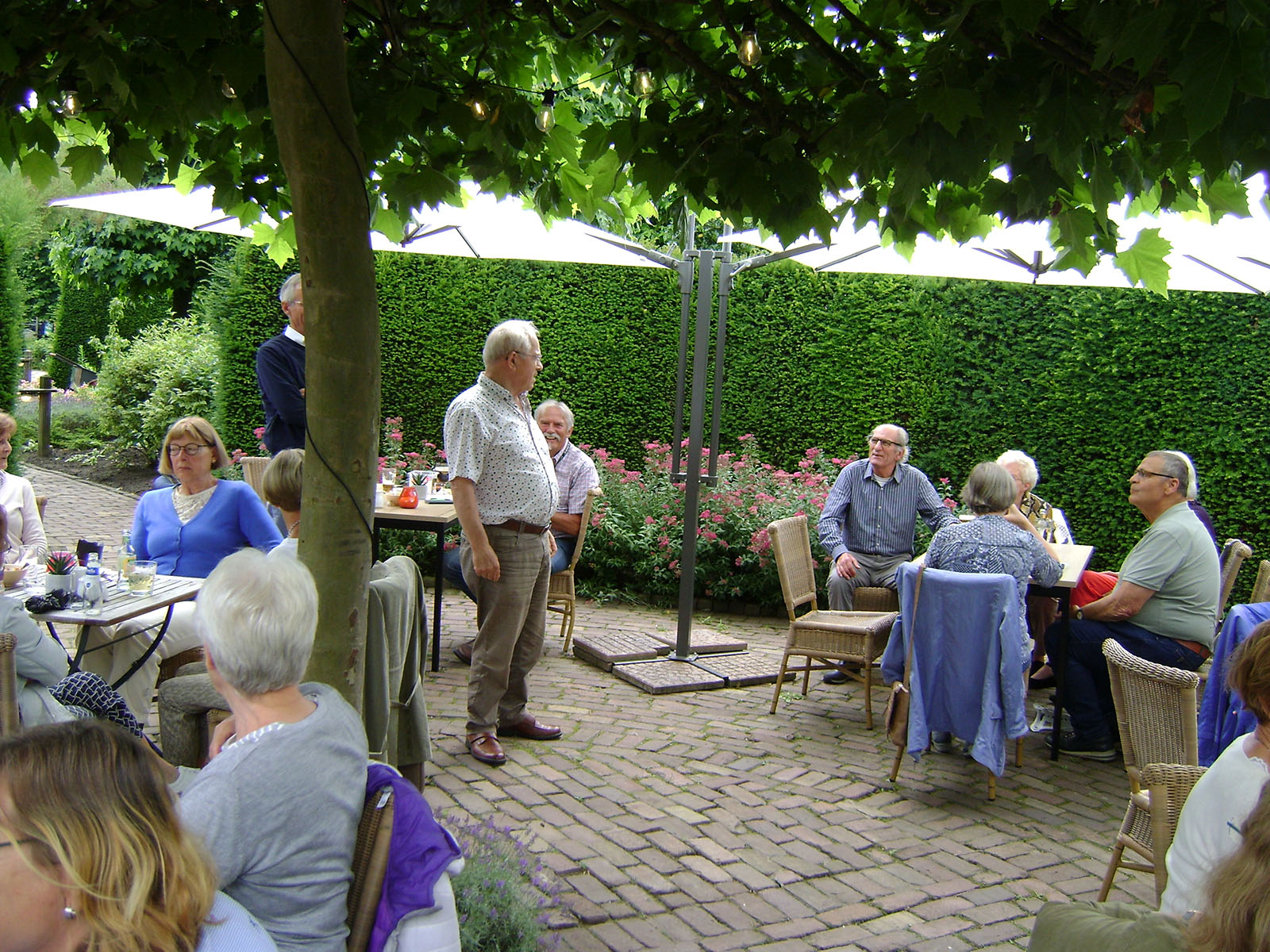 Samenkomst in de Molen.